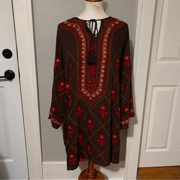 Ivy Jane embroidered bohemian caftan dress BR - Picture 7 of 14